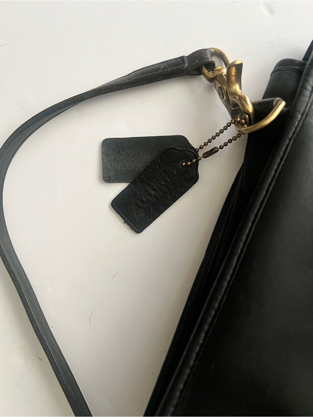 Vintage Black Leather Coach Crossbody Bag - Picture 10 of 10